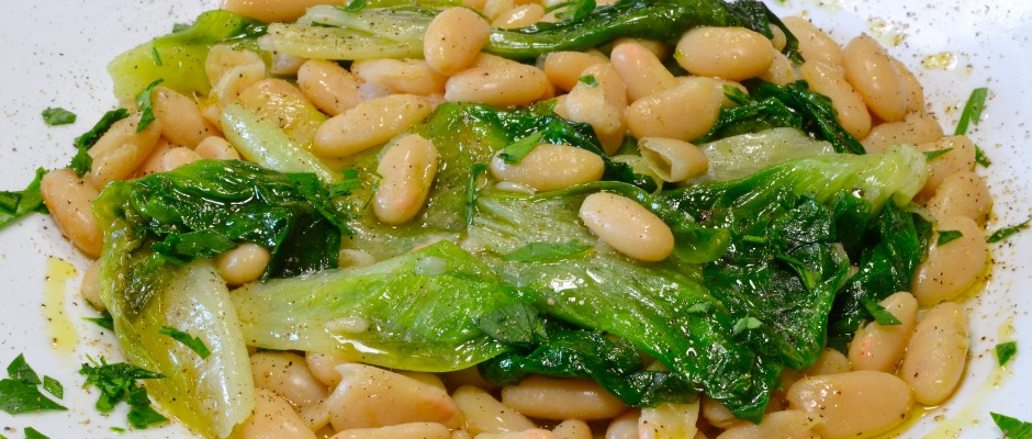 Blanched Escarole with Cannellini Beans